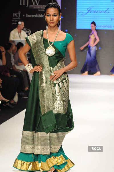  IIJW 2011: Jewels Emporium