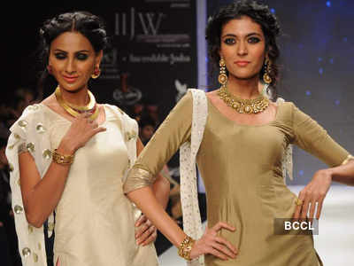  IIJW 2011: Manubhai Gems