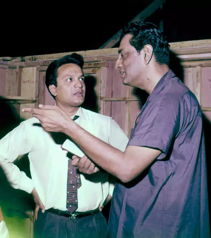 #ETimesTrendsetters: Uttam Kumar, the 'Mahanayak' of Indian cinema whose unique style makes him the matinee idol
