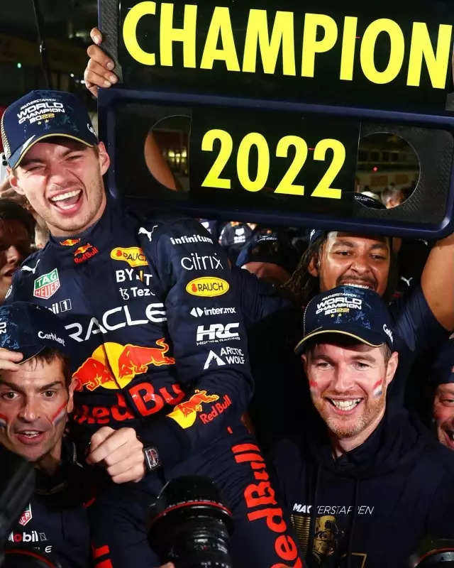 Max Verstappen Becomes 2022 F1 World Champion After Winning Japanese GP ...