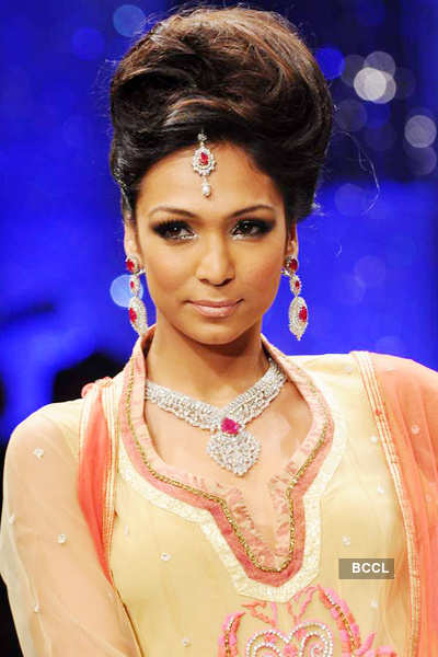 IIJW'11 Grand Finale