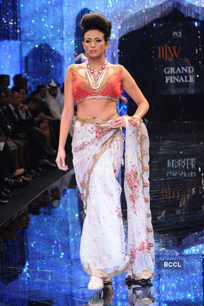 IIJW'11 Grand Finale