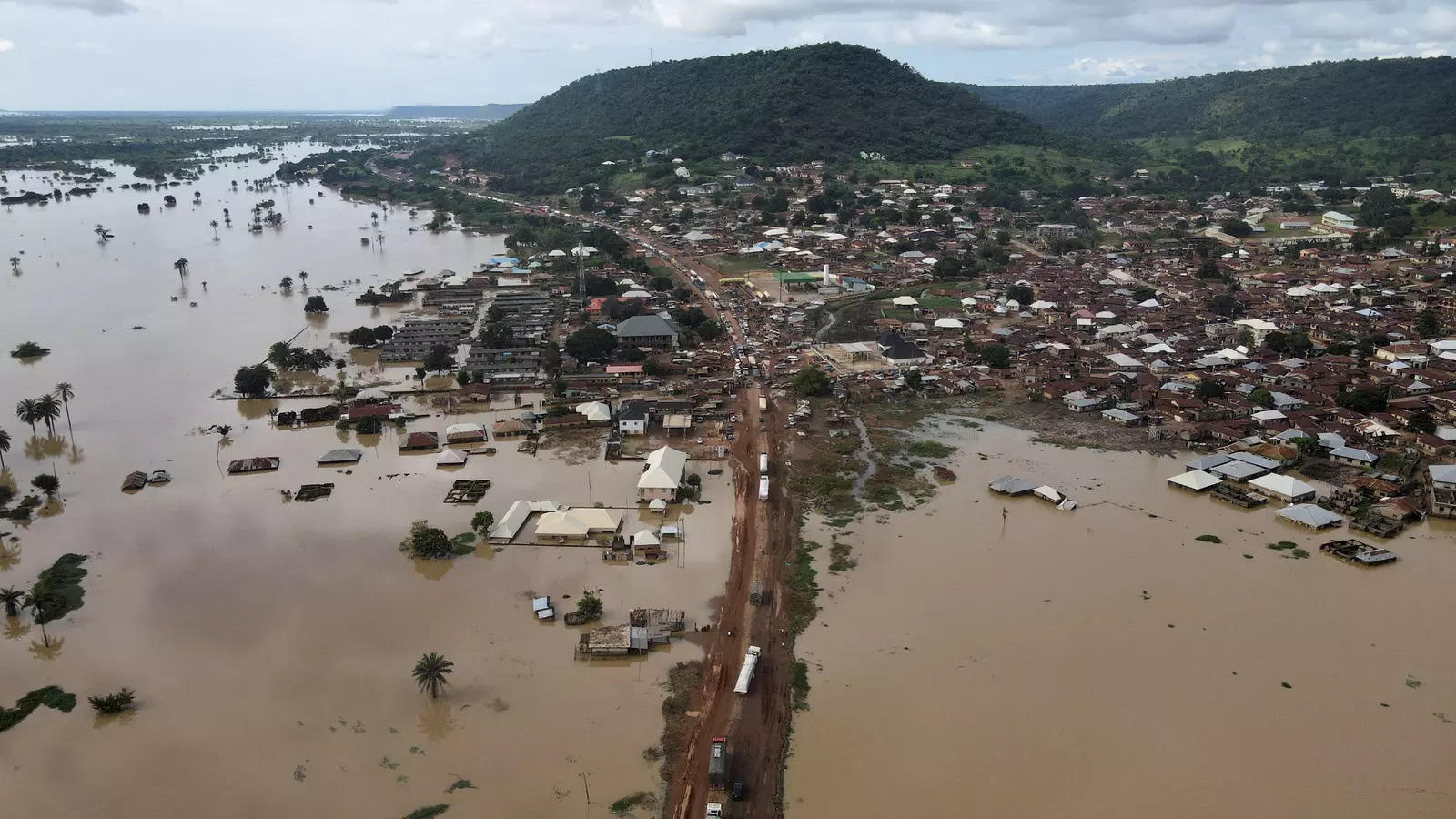 Nigeria floods toll surpasses 600; over 1.4 million people displaced |  Photogallery - ETimes