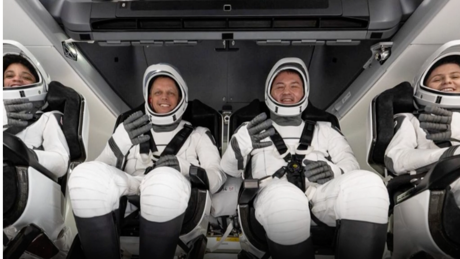 Nasa Nasas Spacex Crew 4 Astronauts Safely Splash Down In Atlantic