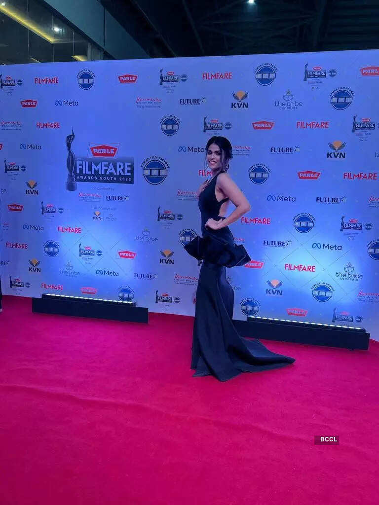 Scintillating photoshoot pics of &lsquo;Operation Mayfair&rsquo; star Anjali Sharma