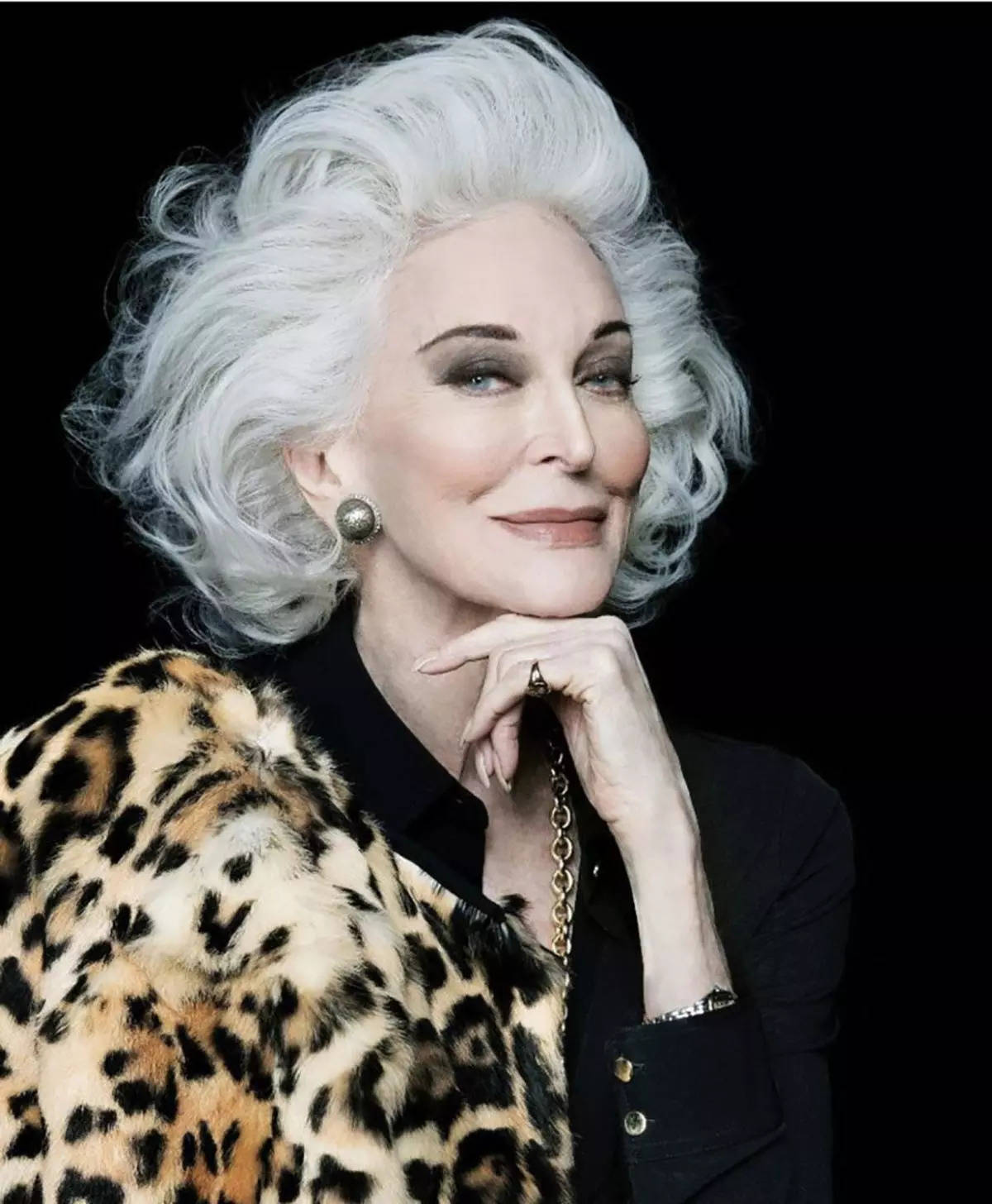 91-year-old Carmen Dell'Orefice, the world's oldest supermodel, stuns in a  bold shoot