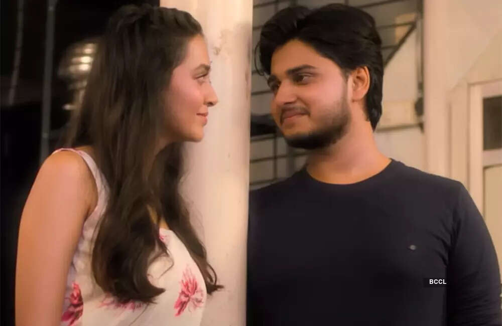 Mann Kasturi Re Movie Review Trailer Show timings at Times of India