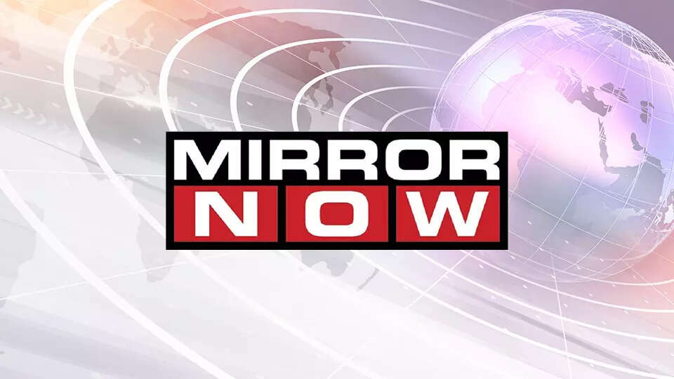 Mirror Now Live