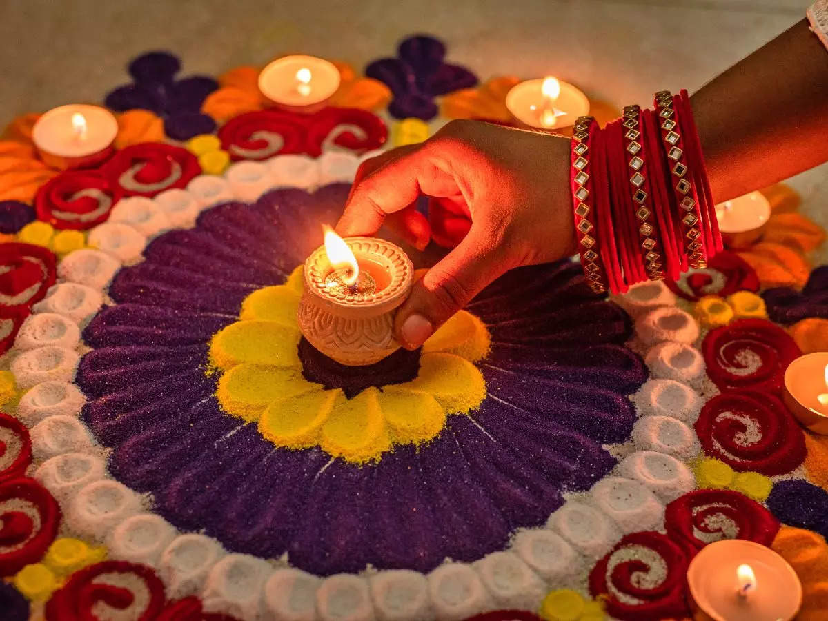 Happy Diwali 2022: Greetings, Messages,