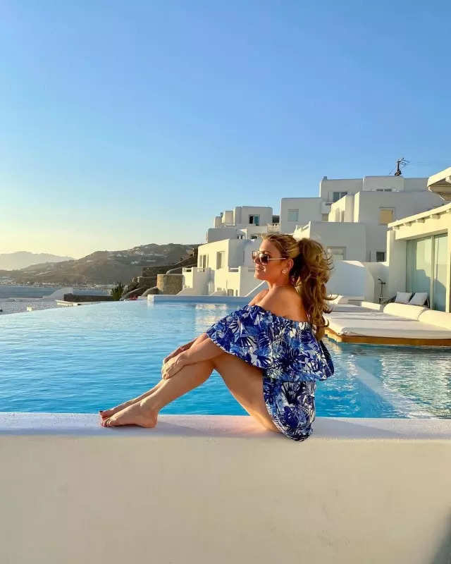 Who is ? Meet the Israeli socialite in incredible photos who will make you envy of her luxurious lifestyle