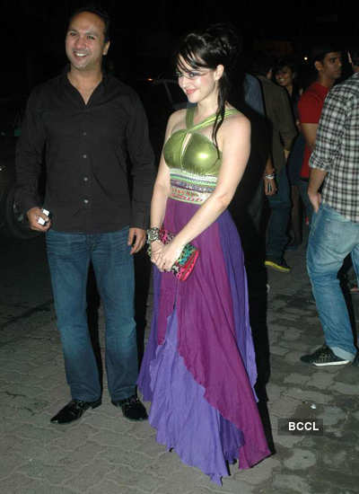 Stars at Abhishek Kapoor's b'day bash 