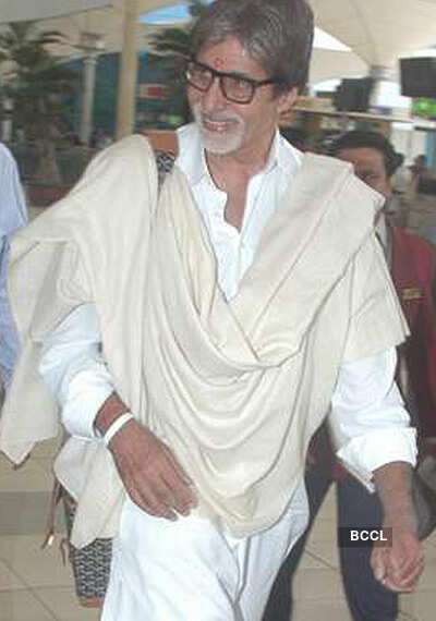 Big B spotted with a designer bag