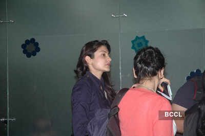 Anushka @ airport