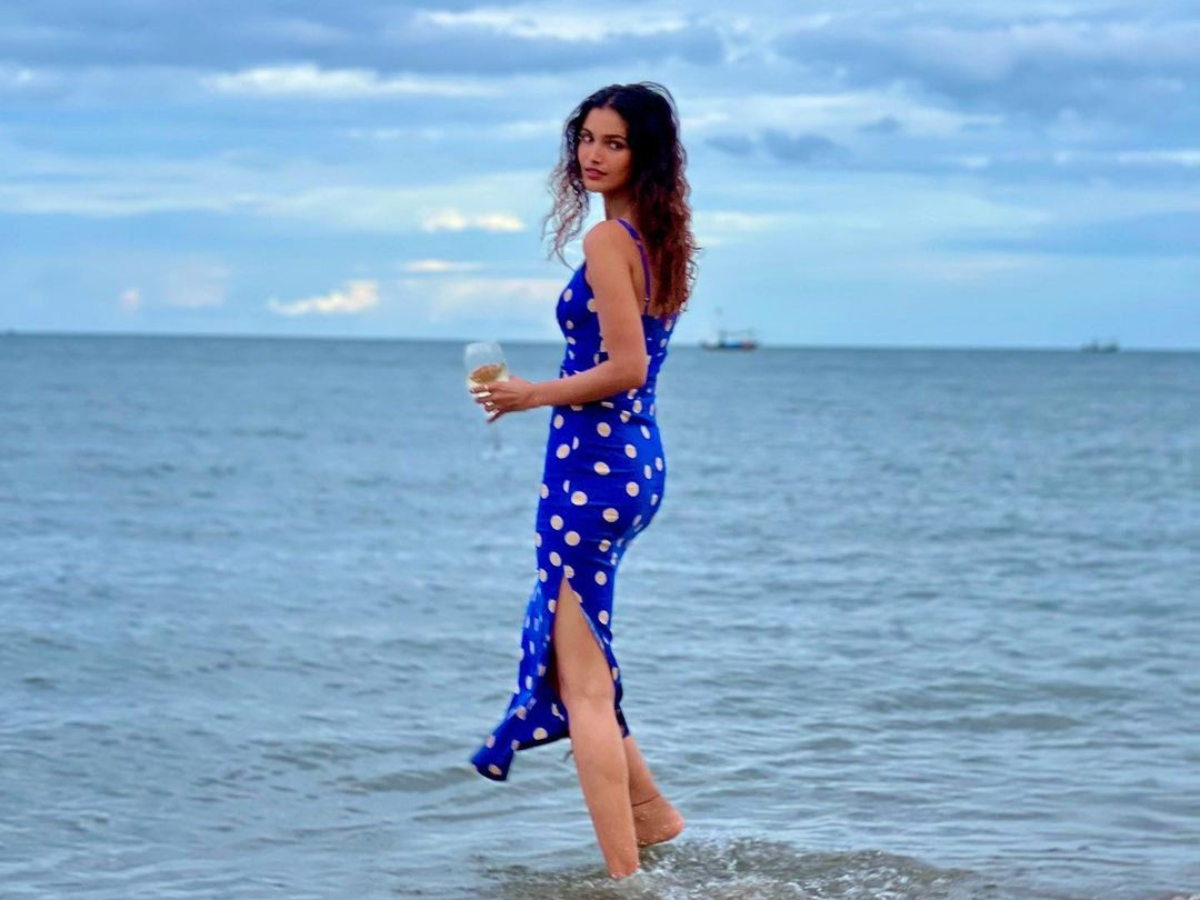 Vartika Singh looks ravishing in blue polka dots dress