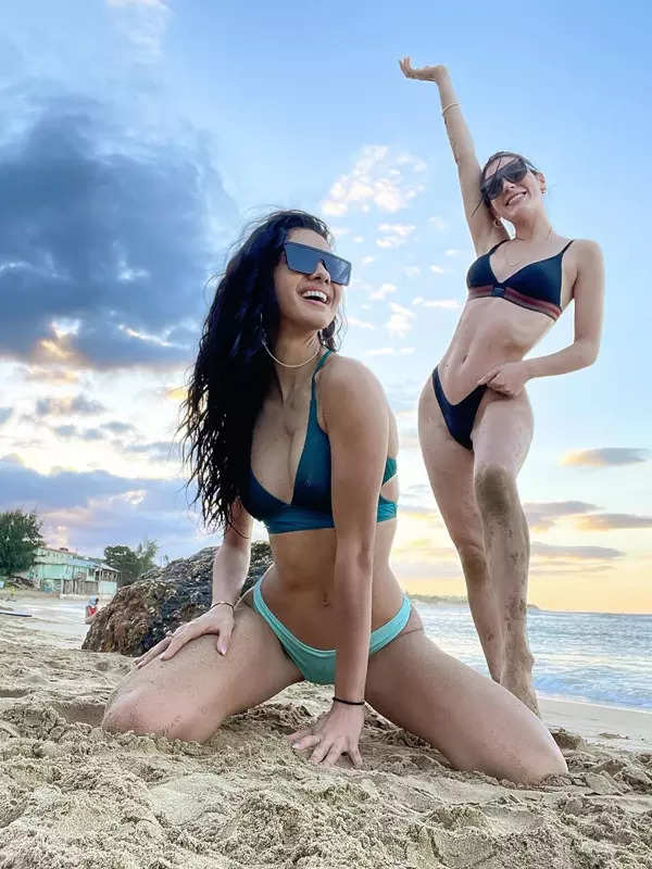 Miss Argentina 2020 Mariana Varela and Miss Puerto Rico 2020 Fabiola Valentin tie the knot