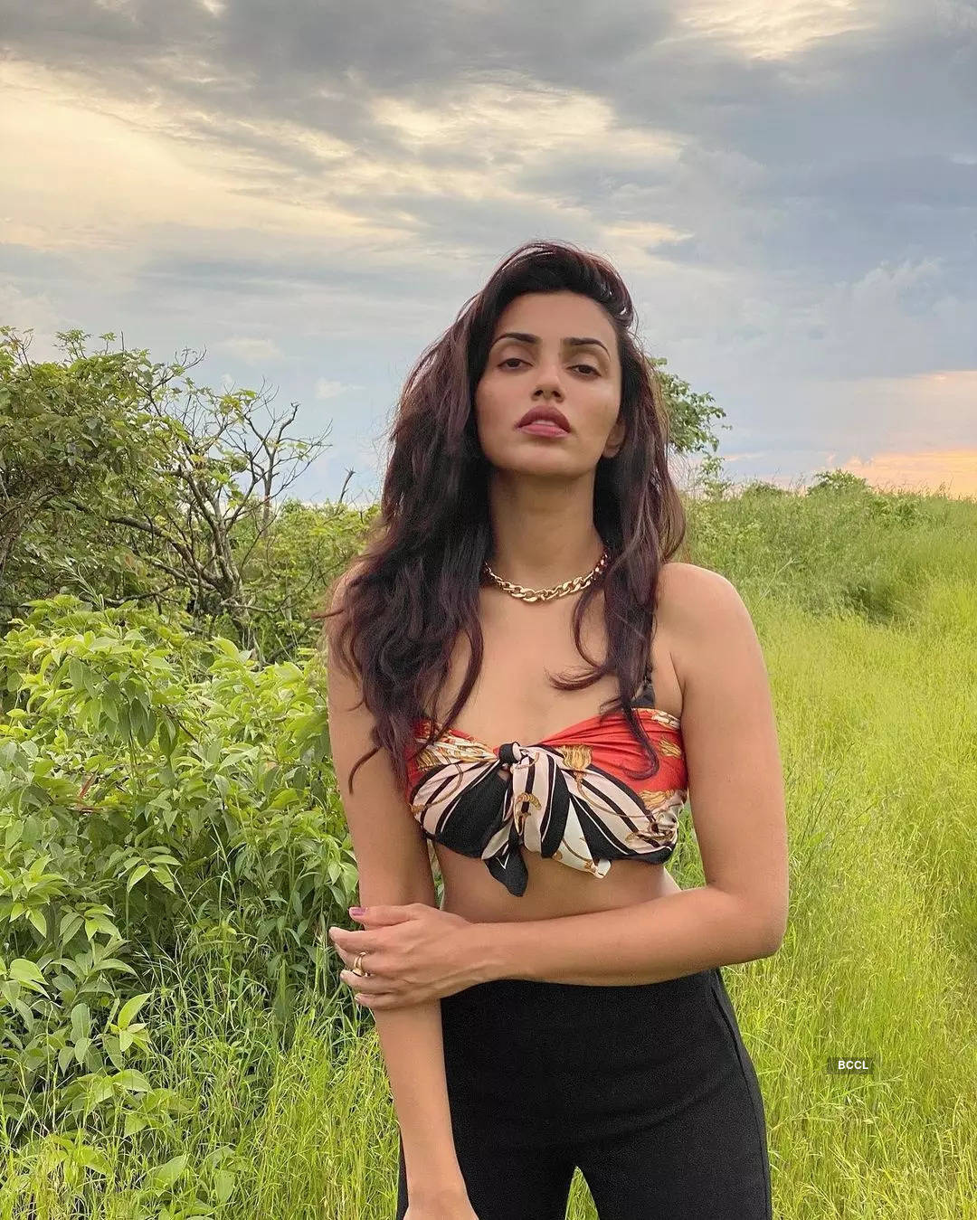 Akshara Gowda turns up the heat with her bewitching photoshoots