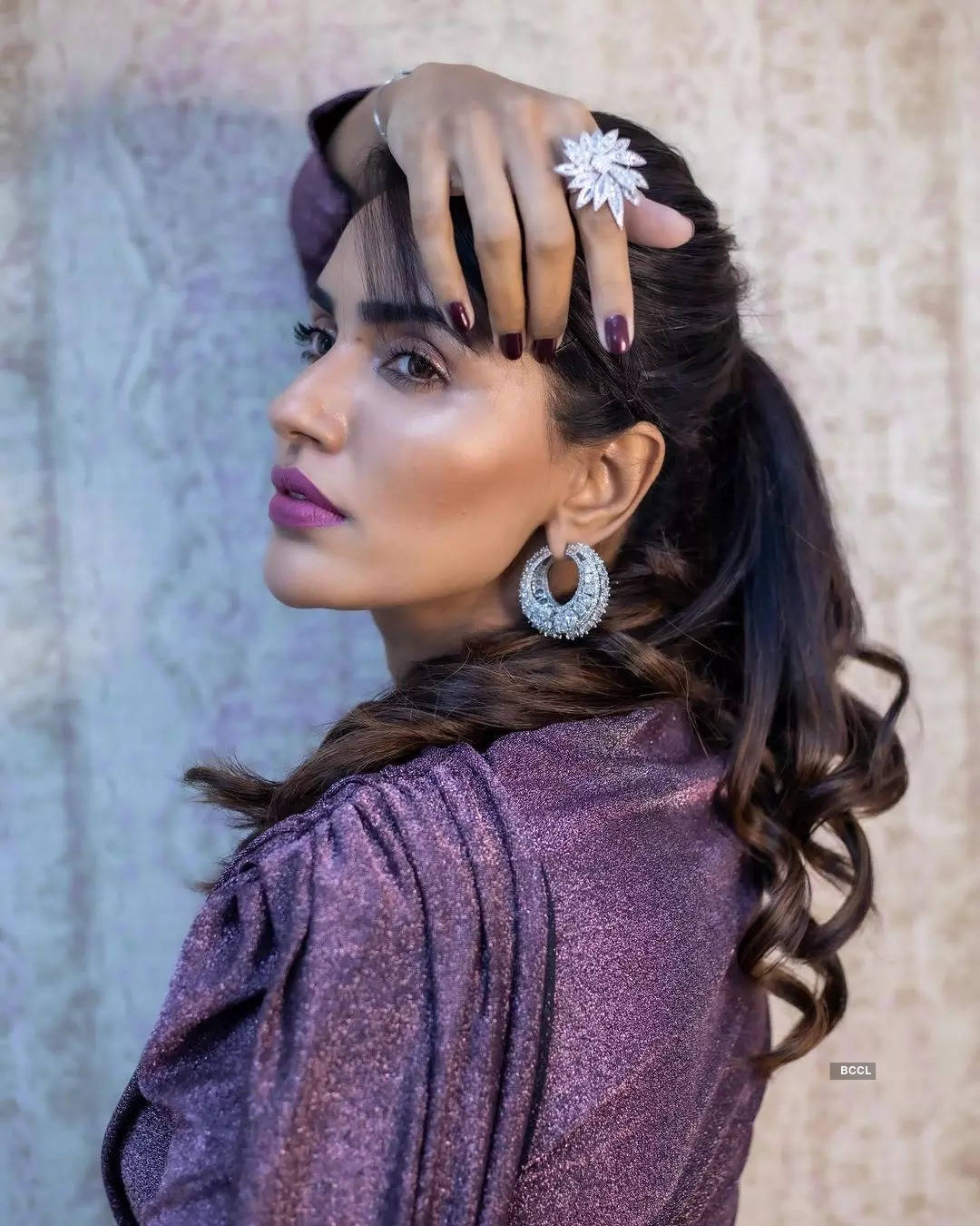 Akshara Gowda turns up the heat with her bewitching photoshoots