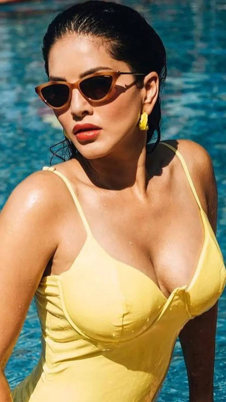 Sunny Leone's enviable sunglasses collection | Times of India