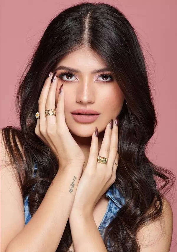 Anjini Dhawan can surely give newcomers a run for their money