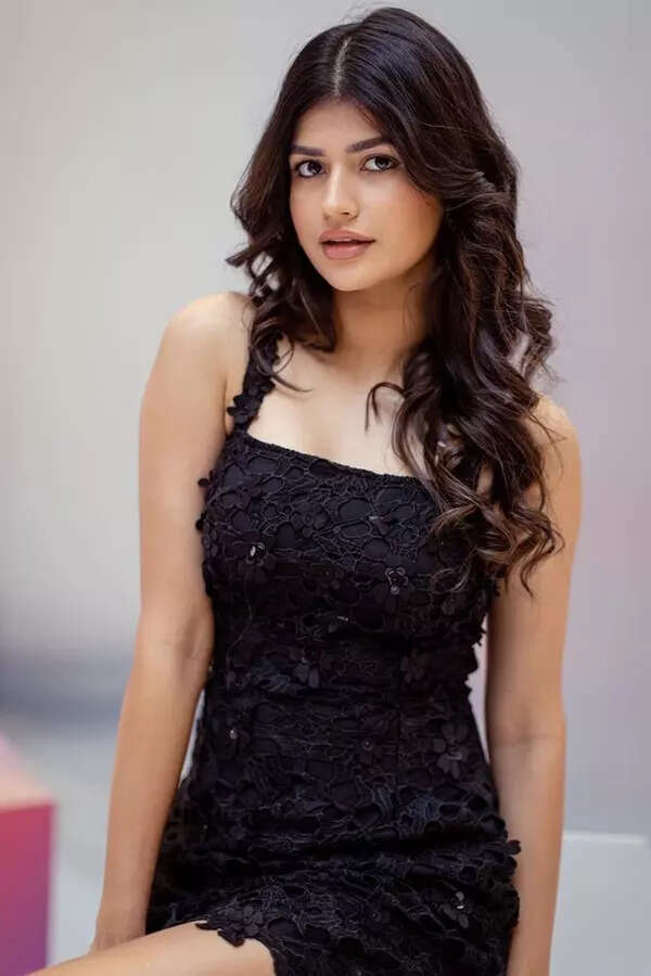 Anjini Dhawan can surely give newcomers a run for their money