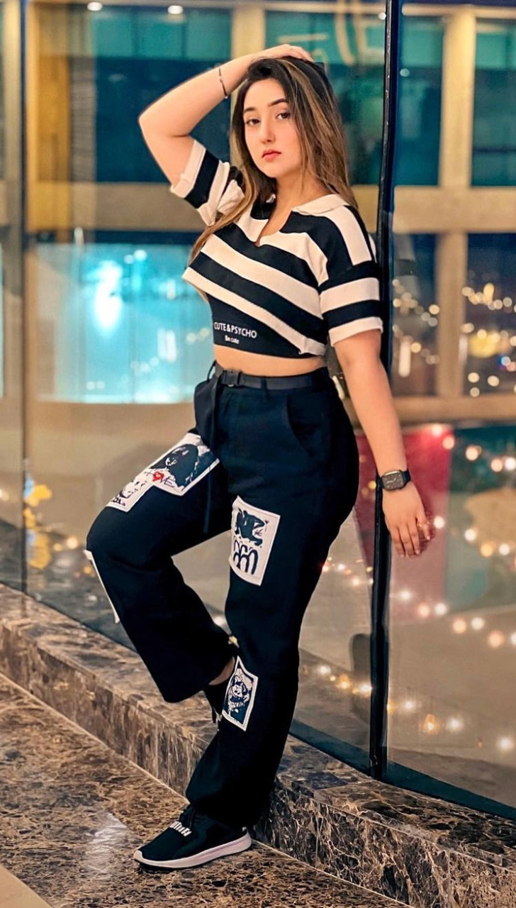 Take cues from Ashnoor Kaur's crop-top and denim sets for winter