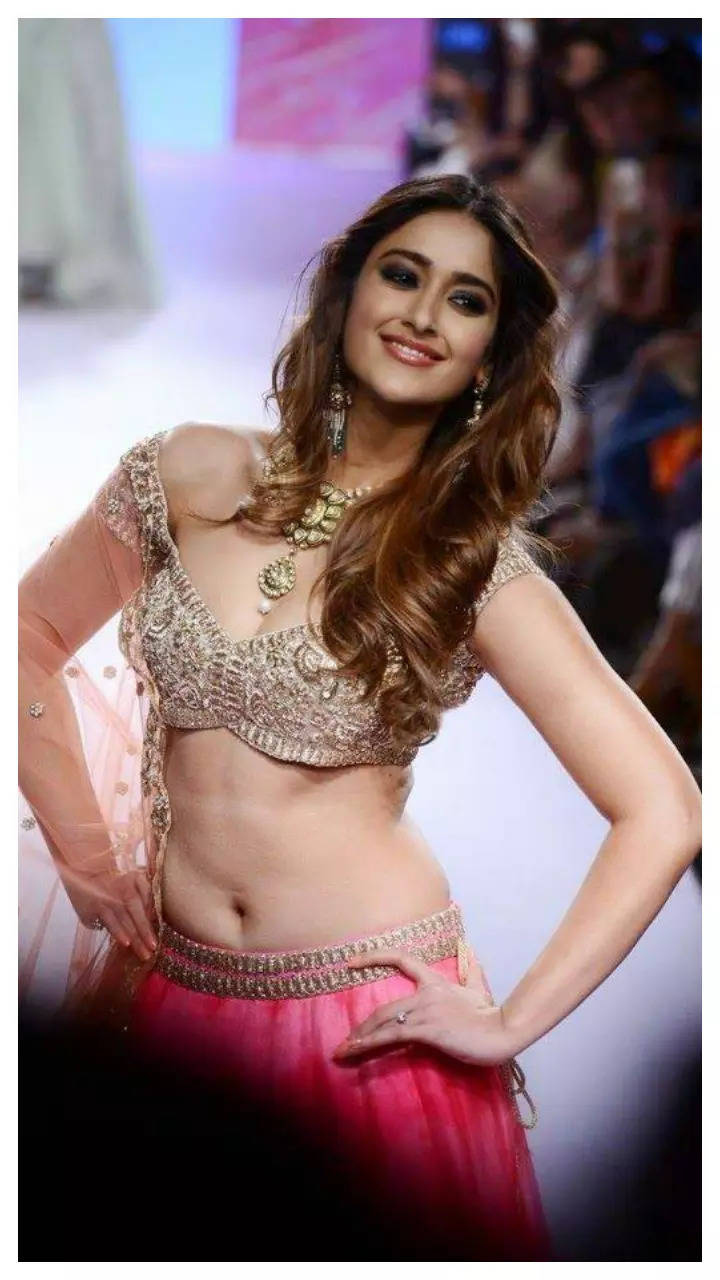 10 Times Urvashi Rautela Made Our Jaws Drop