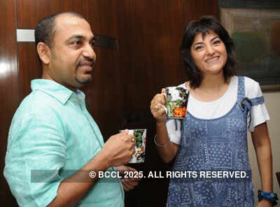 People For Animals exhibition announcement