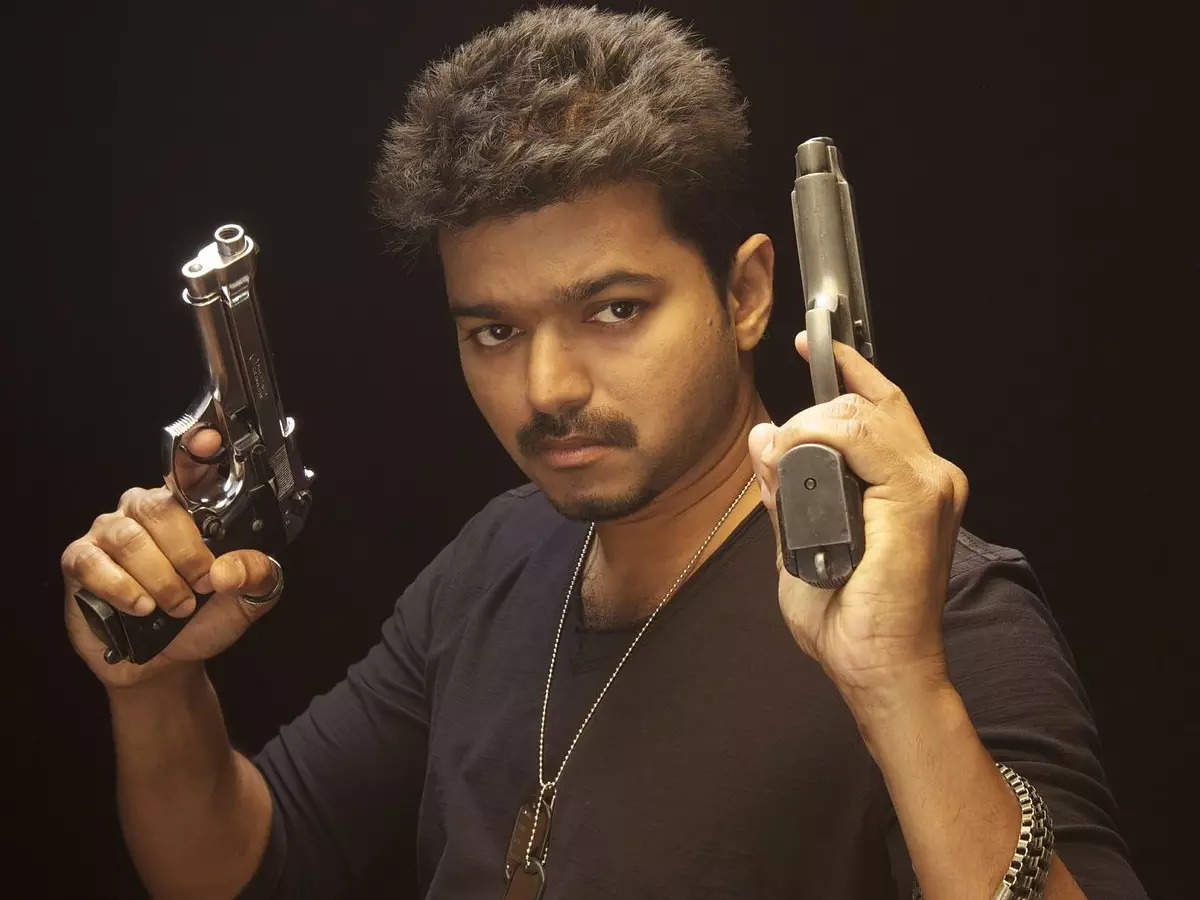 10 Years of 'Thuppakki': Reasons why the Vijay starrer remains a ...