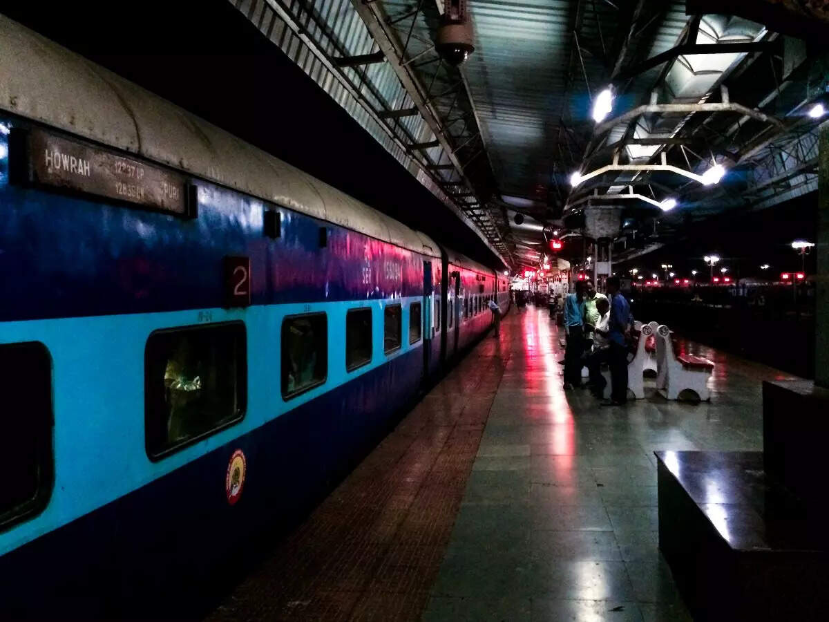 Bhopal Railway Station awarded 4-star ‘Eat Right Station’ certificate Bhopal Railway Station awarded 4-star ‘Eat Right Station’ certificate