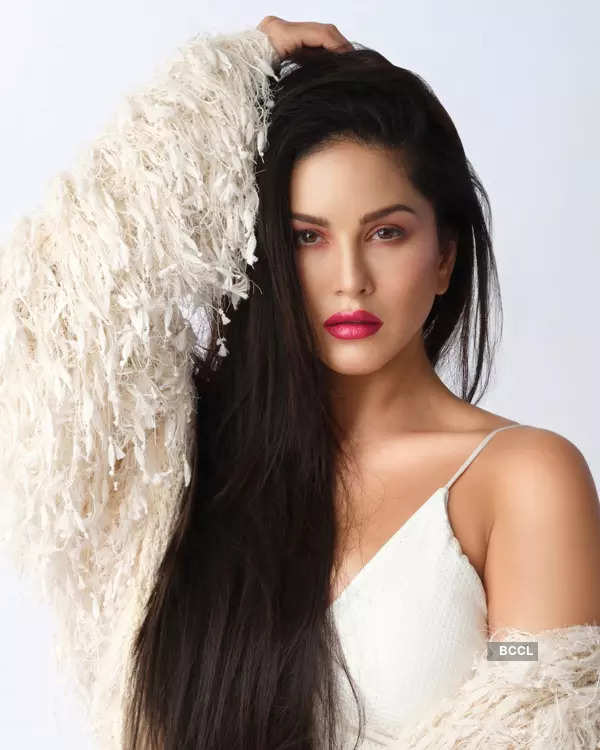 Sunny Leone is all set to take your breath away with her captivating pictures