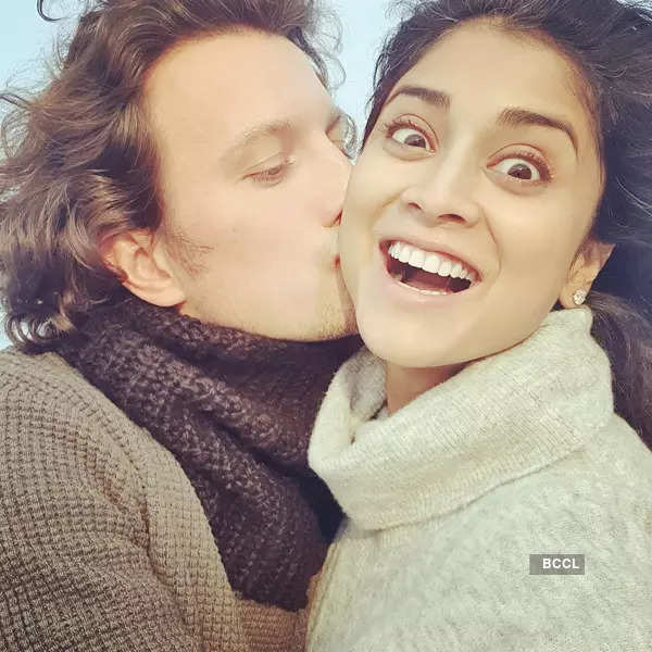 These kissing pictures of Shriya Saran and her hubby Andrei Koscheev are breaking the internet