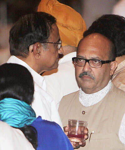 Vice President hosts Iftaar party