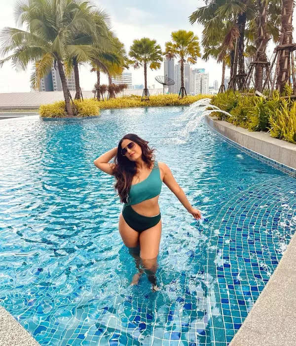 Srishty Rode gives us major travel goals with her Thailand vacation pictures