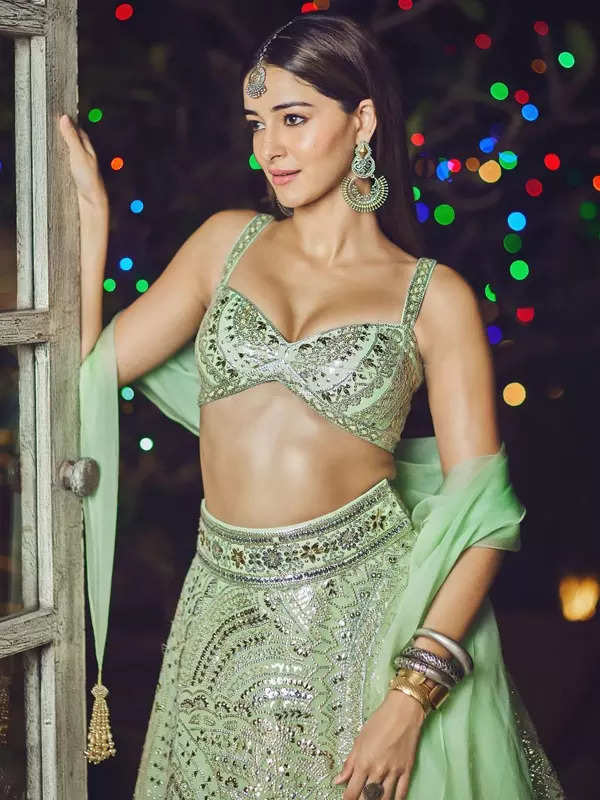 Ananya Panday sets hearts racing in electric blue tube top, see pictures