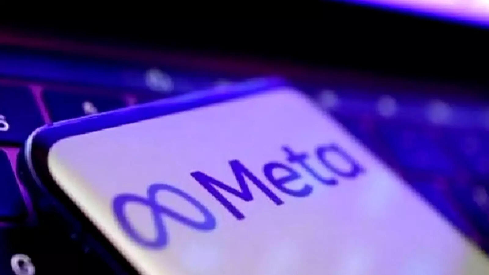 Meta to verify user age on Facebook Dating by using AI face scanning