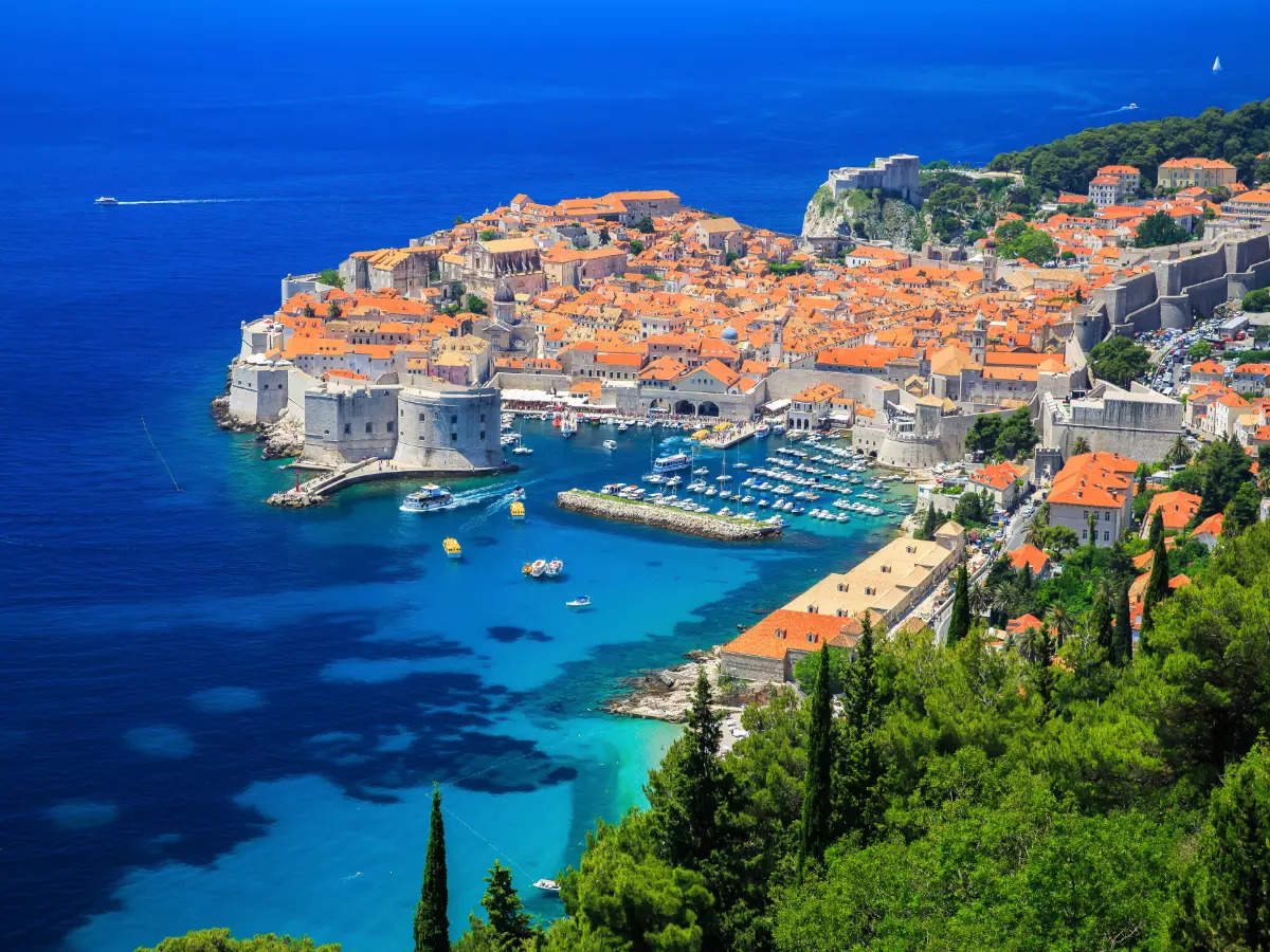Now you can travel to Croatia on a Schengen visa!