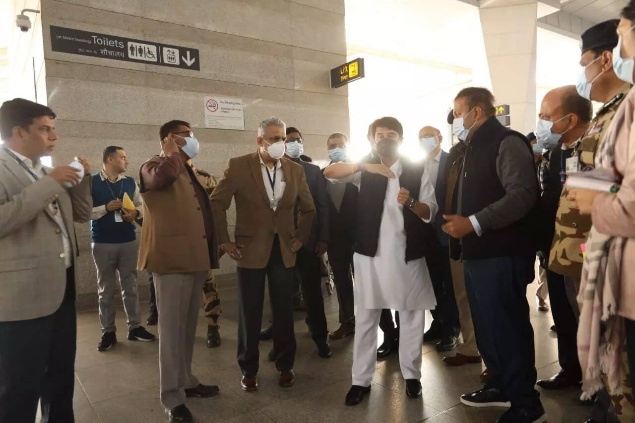 &lsquo;Its like Kumbh ka Mela&rsquo;: Chaos and overcrowding at Delhi airport enrages flyers