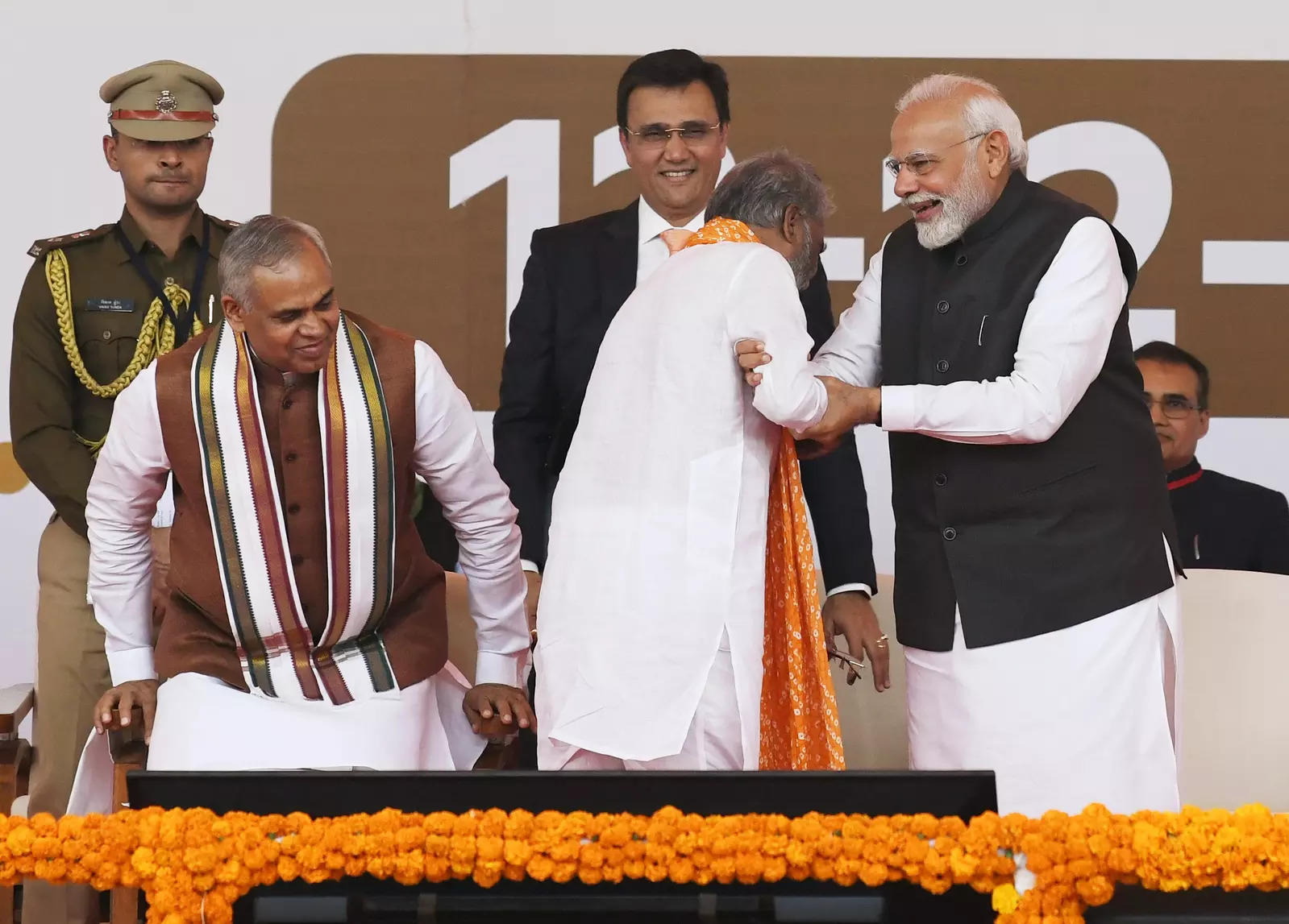 PM Modi attends Gujarat CM oath ceremony