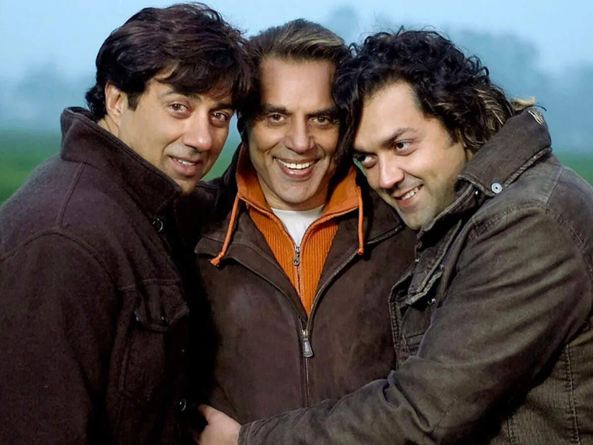 Apne_2_Dharmendra_Sunny_Deol_Bobby_Deol.