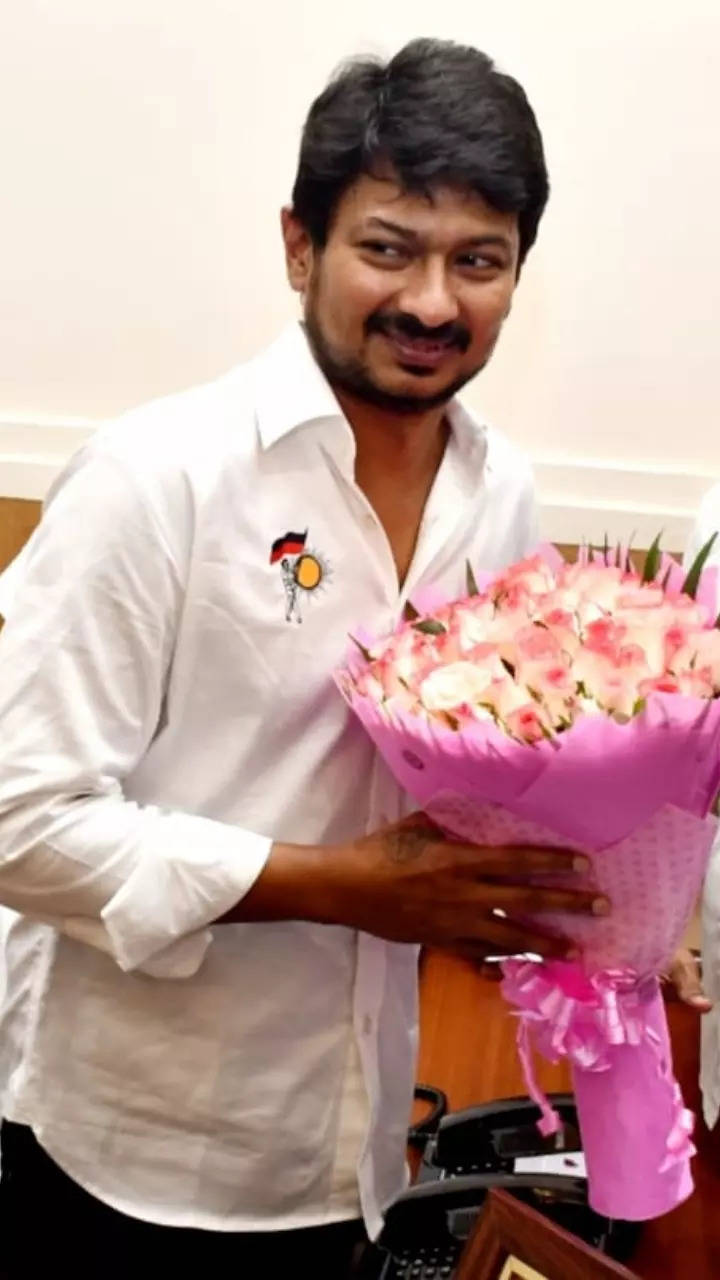 Udhayanidhi Stalin: MK Stalin's Son Sworn In As Tamil Nadu Minister In ...