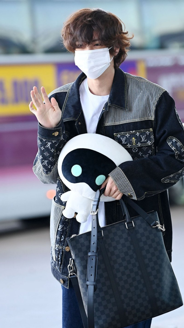BTS' Jin-inspired Trendy Bags for all Occasions