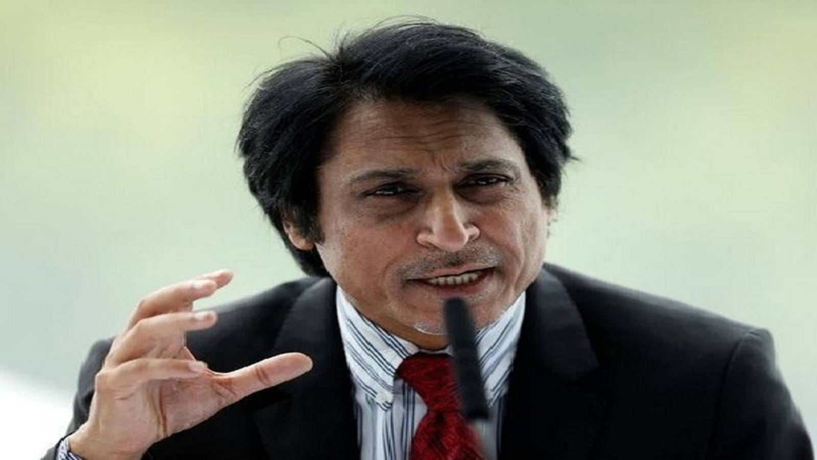 ramiz: Ramiz Raja removed as the chief of Pakistan Cricket Board