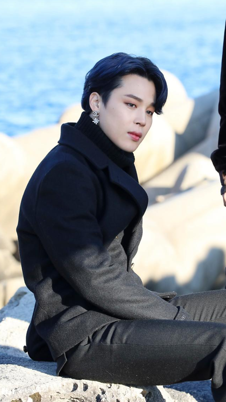 Jimin in best sale black hoodie