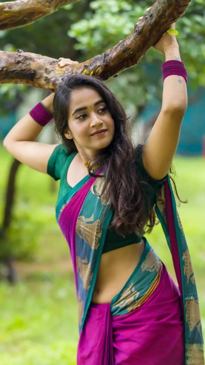 10 best saree looks of Deepthi Sunaina in 2022 | Times of India