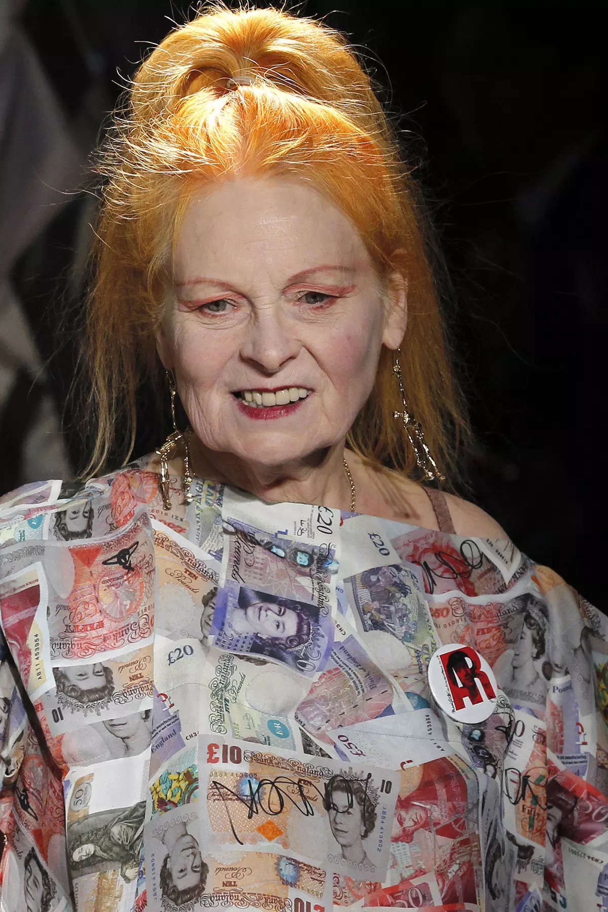 영국의 아이콘 펑크 패션 디자이너 비비안 웨스트우드(Vivienne Westwood)가 81세의 나이로 세상을 떠났습니다.