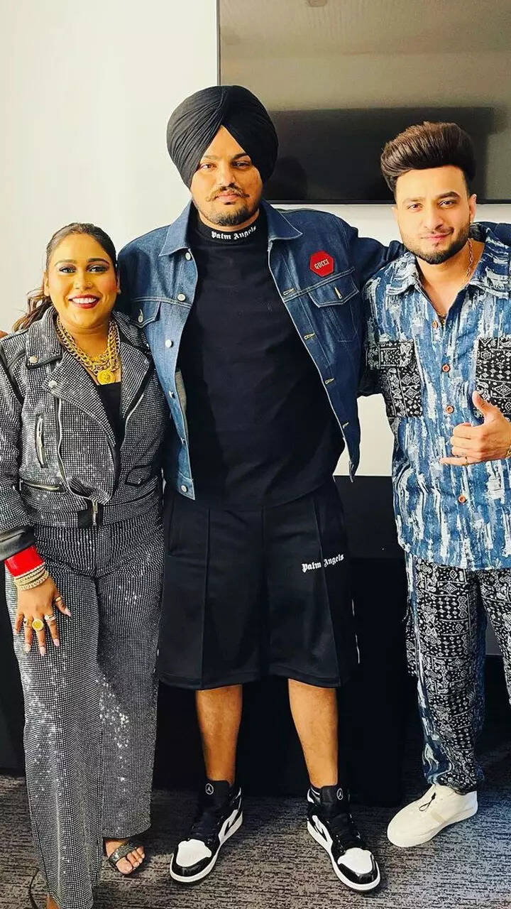 This one was taken before their Dubai concert
