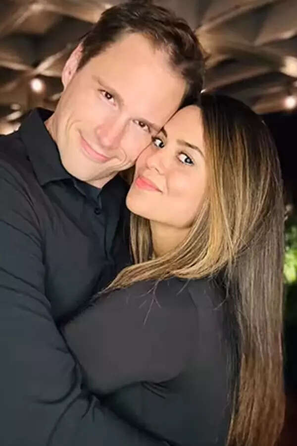 Sana Saeed&rsquo;s pictures