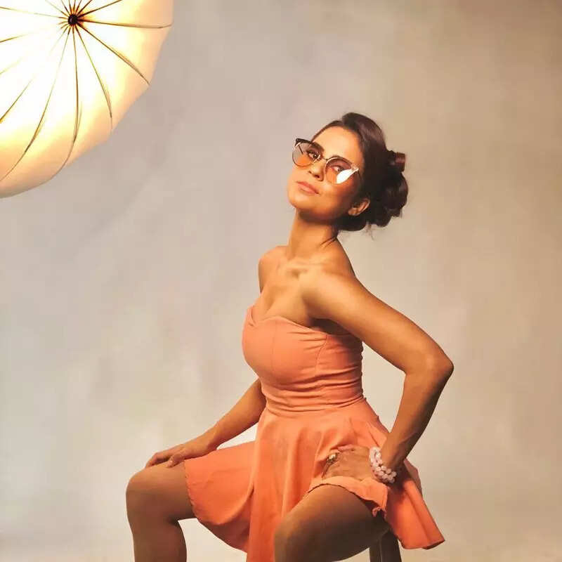 Sana Saeed&rsquo;s pictures