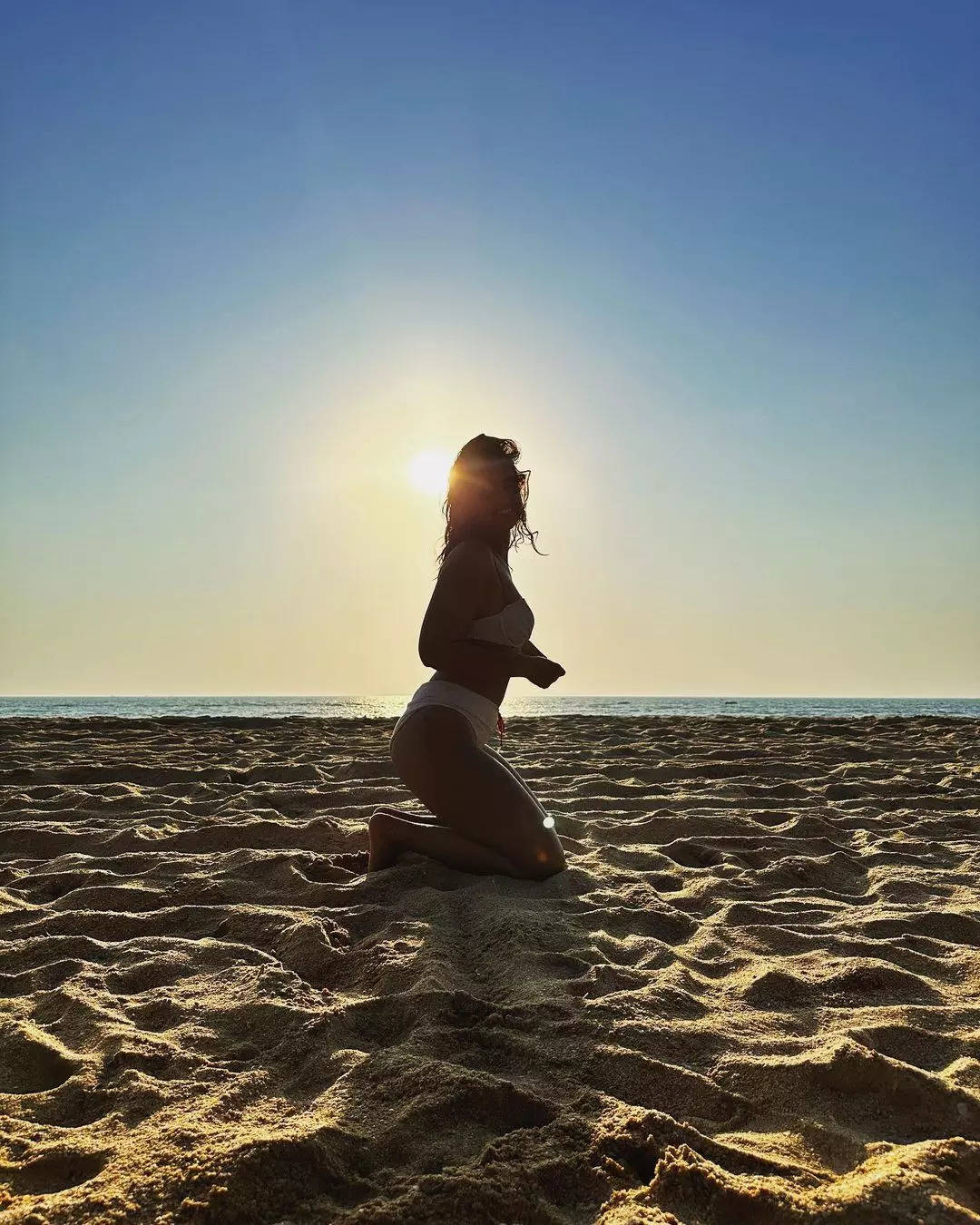 Ileana D’Cruz casts a spell with her mesmerising beach vacation pictures in a bikini