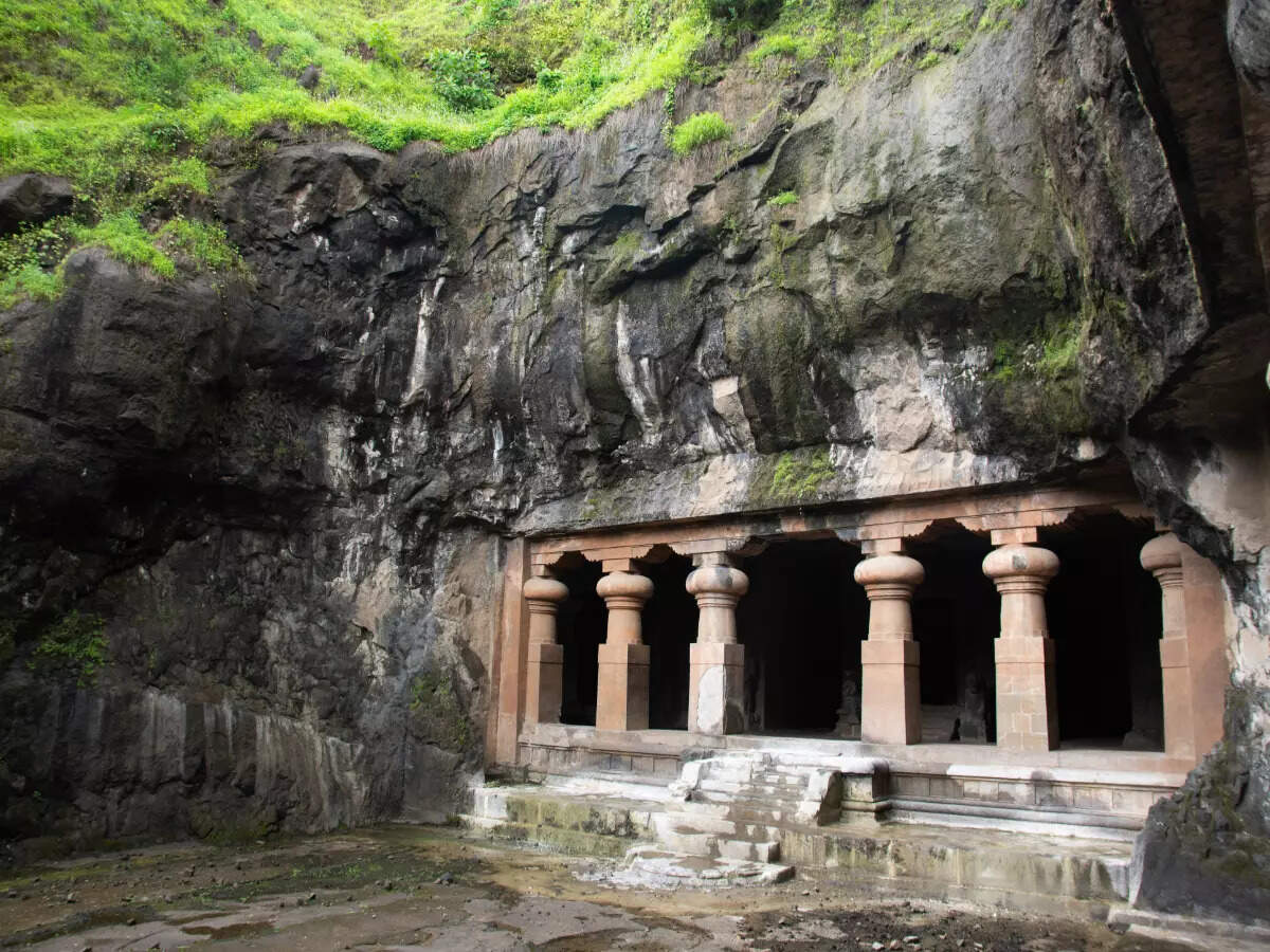 Experience the heritage of art, culture & sculpture at the Elephanta Festival in Mumbai Experience the heritage of art, culture & sculpture at the Elephanta Festival in Mumbai
